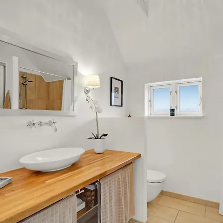 Awesome In With Kitchen Holiday home